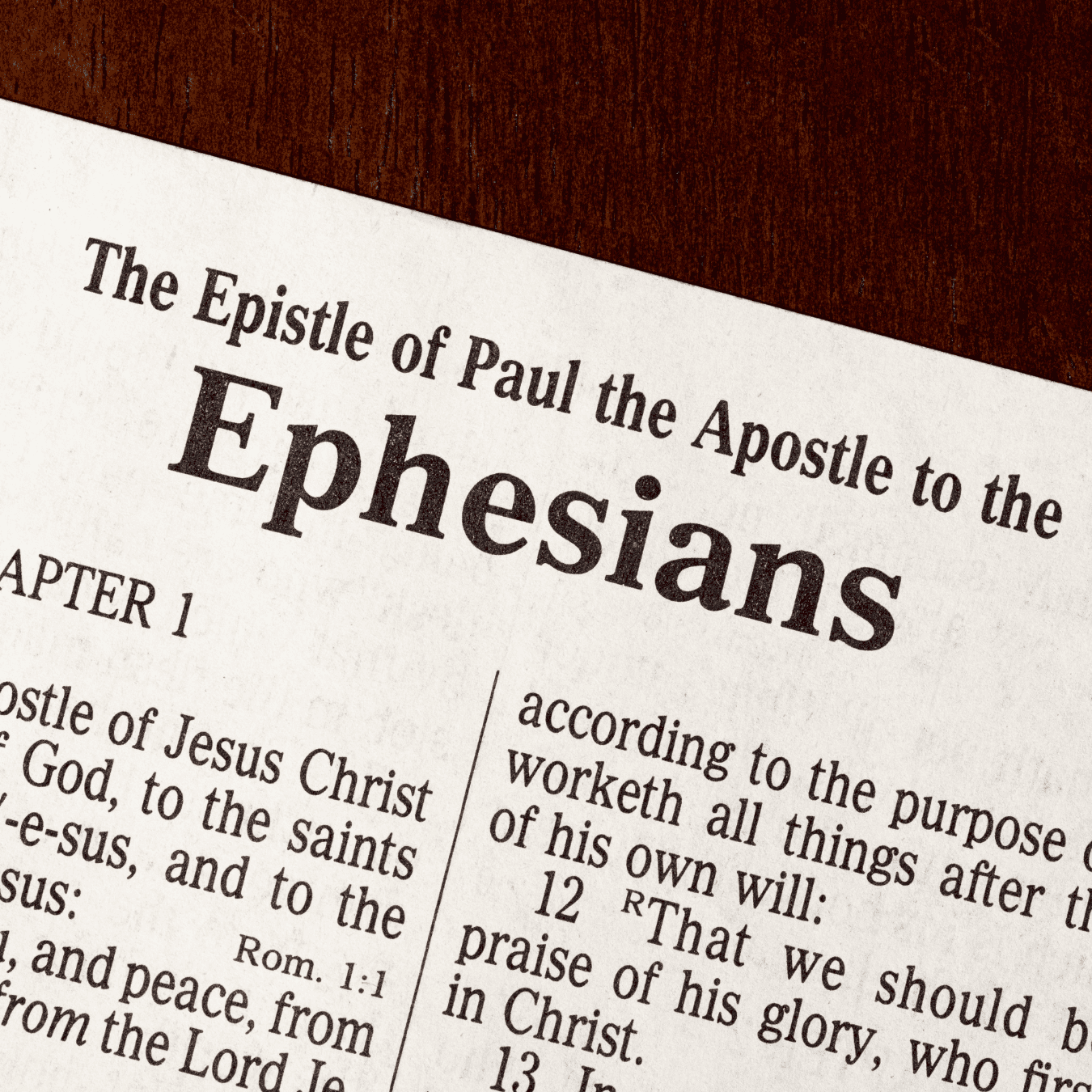 Kuva raamatusta Efesolaiskirjeestä.